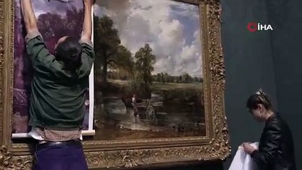 İklim aktivistleri yapışkanlı eylemlerine devam ediyor