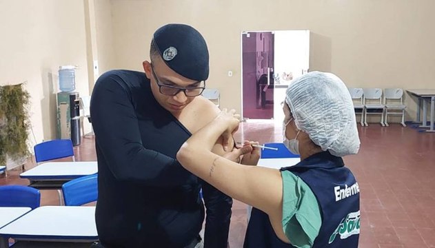 Com diversos atendimentos, mutirão de vacinação beneficia mais de 50 policiais da tropa de Sousa