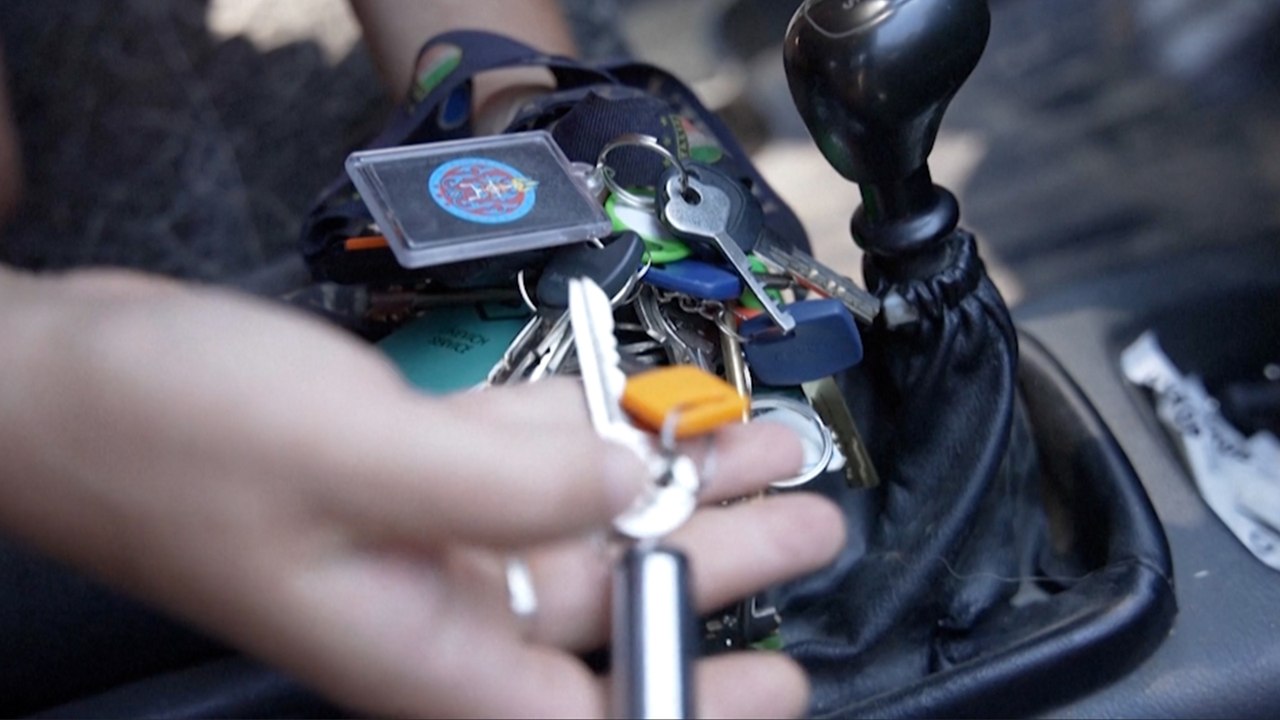 Ukrainian ‘key holder’ checks on empty flats and houses of friends