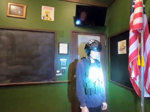 Fusillade de Chicago : Une vidéo de 2021 de Robert Eugene Bobby Crimo, qui a ouvert le feu lors de la parade de Highland Park