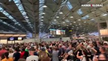 Avrupa ve ABD'de kriz: Havalimanı personel eksikliği kaosa dönüştü