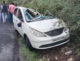 Tehri में चलती कार पर गिरे बोल्डर,एक शख्स की मौत |Uttarakhand News