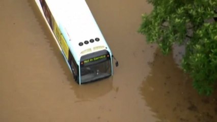 Australia, Sydney allgata con strade e ponti sommersi