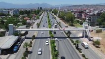 Antalya Büyükşehir, Gazi Bulvarı Üzerindeki Üst Geçidin Yapımını Tamamladı