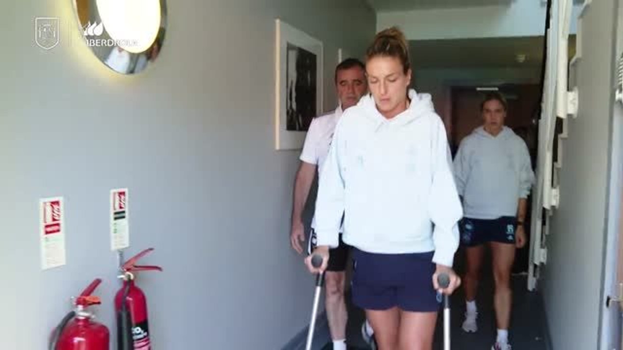 EM-Aus: Putellas nach Kreuzbandriss auf Krücken