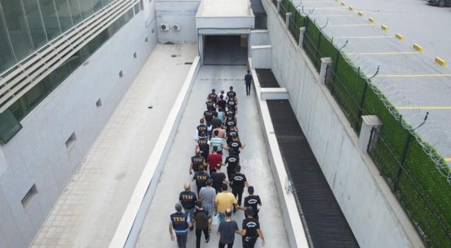 Son dakika haber | Mersin'de DEAŞ şüphelisi 14 kişi adliyeye sevk edildi