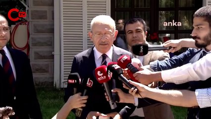 Kemal Kılıçdaroğlu, Emekli Tümamiral Deniz Kutluk'u ziyaret etti