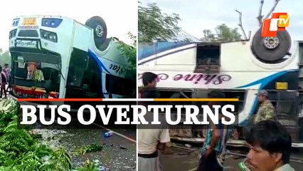 Bus Overturns Leaving 1 Dead, 30 Injured