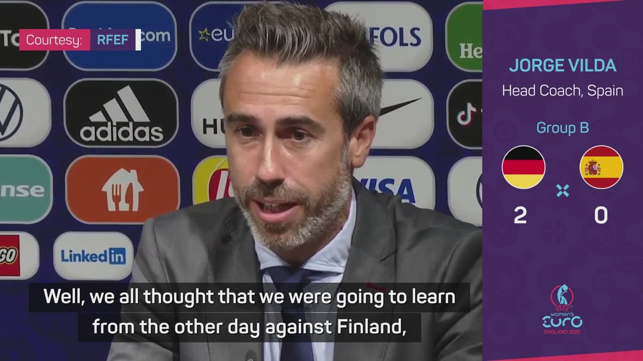 Defensive mistakes are costing Spain - Vilda