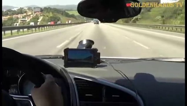 AUDI R8 V10 600HP Vs Suzuki GSXR1000 185HP Kawasaki NINJA ZX 10R 188HP