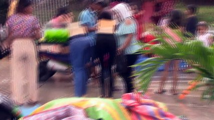 Gran FERIA DE GAMARRA por fiesta de san juan En Yarinacocha Pucallpa Peru