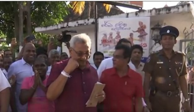 Sri Lanka Crisis: Air Force Ministry confirms President's departure to Maldives | ABP News