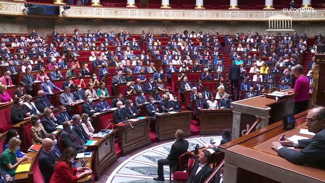 France : la Première ministre se veut bâtisseuse, les opposants dénoncent un discours creux