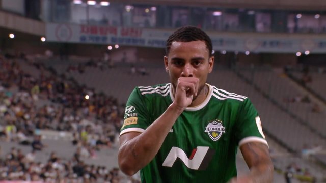 전북, 서울 꺾고 선두 울산과 승점 5점 차 / YTN