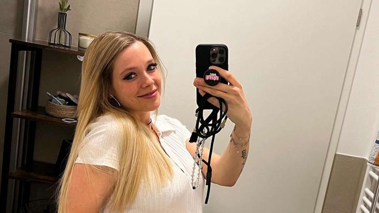 Vier Tage nach Geburt: Anne Wünsche verzweifelt an After-Baby-Body