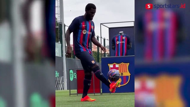 Nestapa Barcelona, Tak Bisa Daftarkan Kessie dan Christensen Meski Sudah Dikenalkan