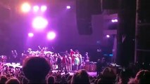 Carlos Santana collapses on stage during show at Pine Knob