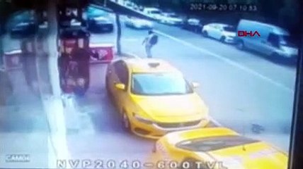 Şaka yapmak istediği yeğenine otomobille çarptı!