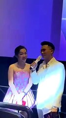 Lê Thụy đi thảm đỏ Thúy Vân