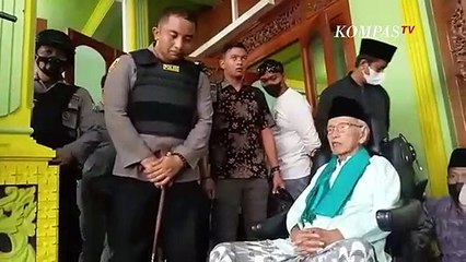 Tải video: Momen Negosiasi Alot Polisi dengan Kiai Mukhtar Demi Bawa DPO Pencabulan Santri di Jombang