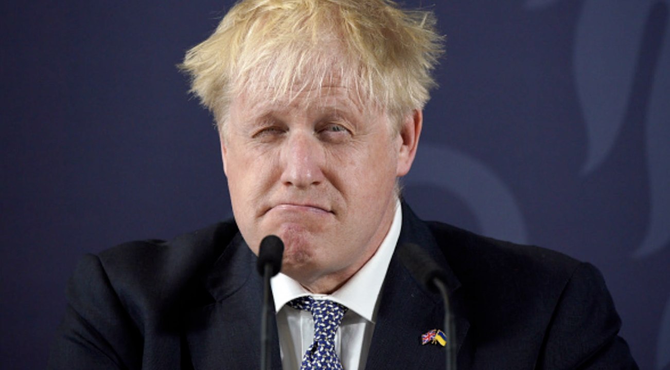 Bericht: britischer premier boris johnson tritt zurück!