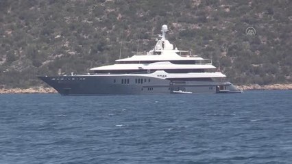 Mega yat "Titan" Bodrum'a demirledi