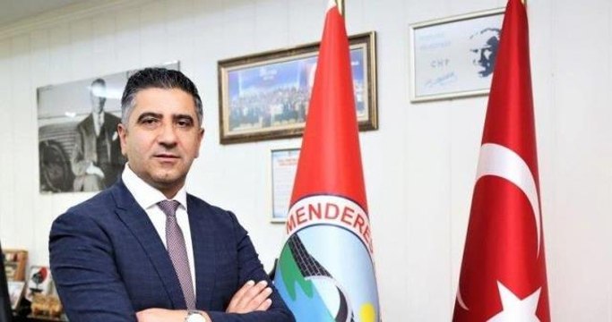 Son Dakika: İçişleri Bakanlığı, yolsuzluk soruşturmasında adı geçen iki belediye başkanını görevden uzaklaştırdı