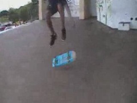 Heelflip Flo974 P2S GOS débutants