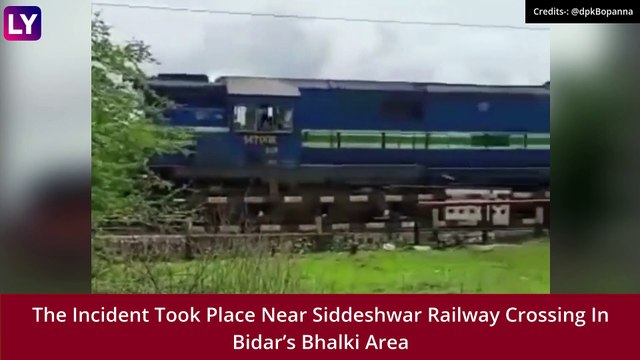 Karnataka: Train Rams into Truck At Railway Crossing in Bidar, No Injuries Reported