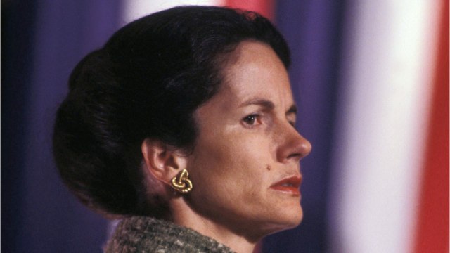 GALA VIDÉO - Anne-Aymone Giscard d’Estaing première dame simple : “Je n’ai jamais eu de garde du corps”