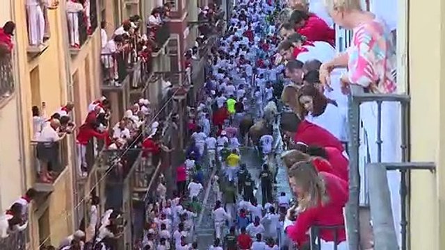 A Pampelune, le retour des lâchers de taureaux