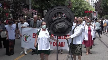 Son dakika haberi | ESKİŞEHİR'DE SAĞLIK ÇALIŞANLARI ÖLDÜRÜLEN DOKTOR İÇİN YÜRÜDÜ