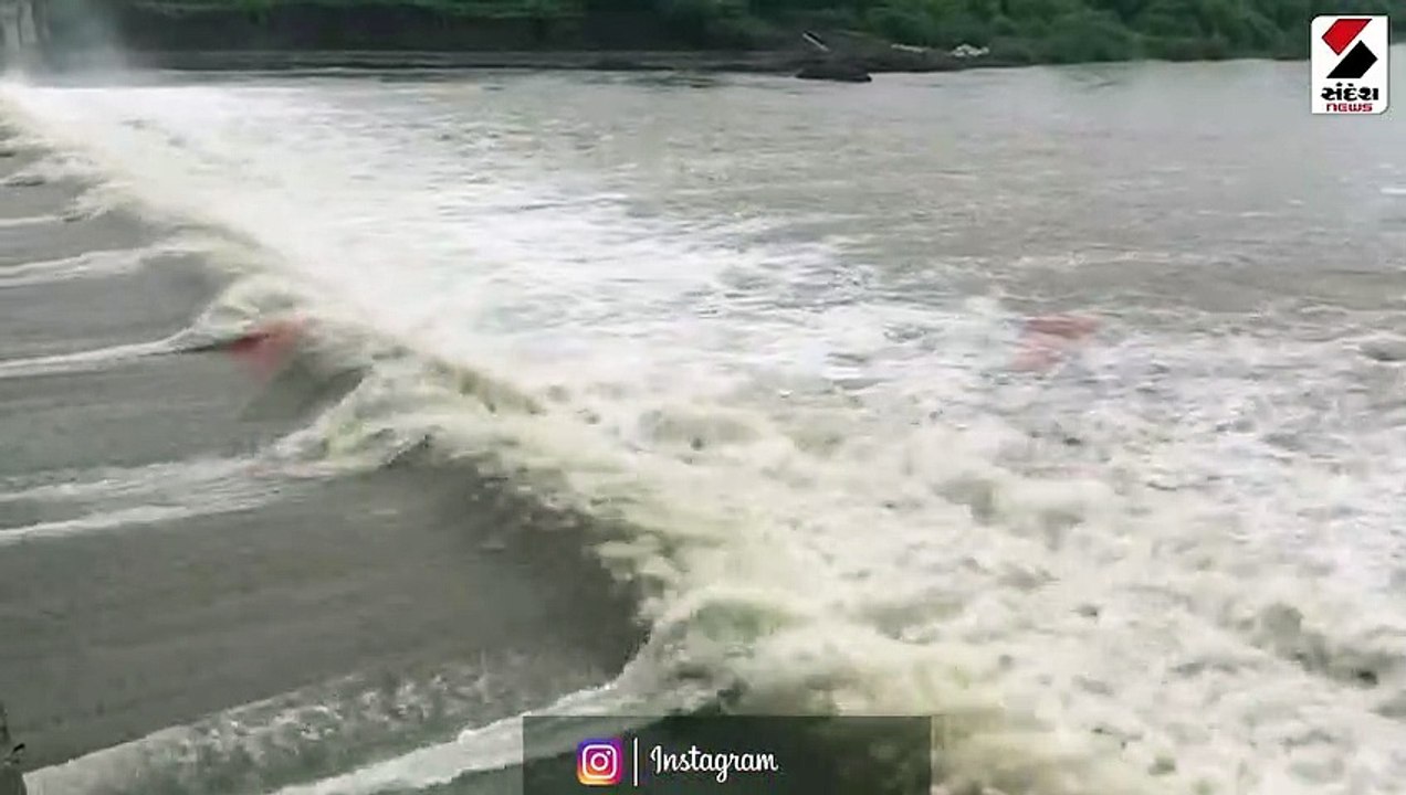 વંથલીનો ઓઝત વિયર ડેમ ઓવરફ્લો