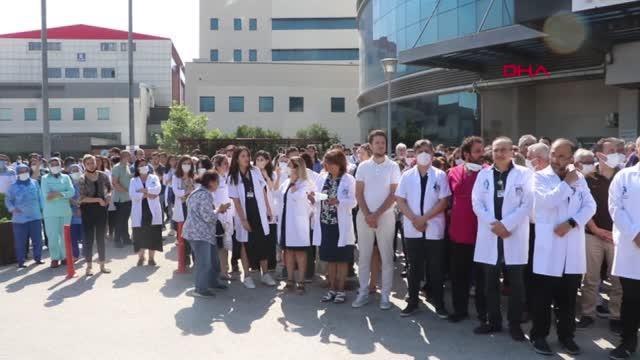 DENİZLİ'DE SAĞLIK ÇALIŞANLARINDAN DOKTORUN ÖLDÜRÜLMESİNE TEPKİ