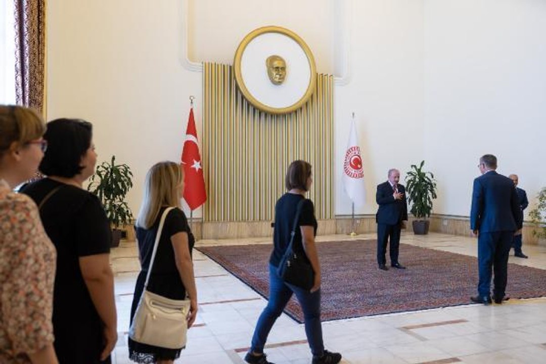 Meclis Başkanı Şentop Özlük haklarından yararlanması beni rahatsız ediyor - 1