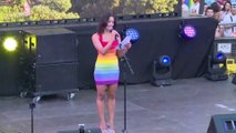 La cantante Chanel, tercera clasificada de Eurovisión 2022, ha sido la pregonera este miércoles del Orgullo de Madrid 2022 en la madrileña Plaza Pedro Zerolo.