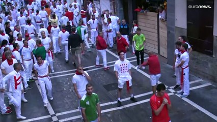 فيديو: خمسة جرحى في أول يوم لفعاليات إطلاق الثيران في بامبلونا الإسبانية