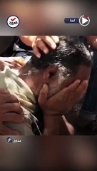 نقص السيولة تدفع ليبي للبكاء أمام مصرف في طبرق