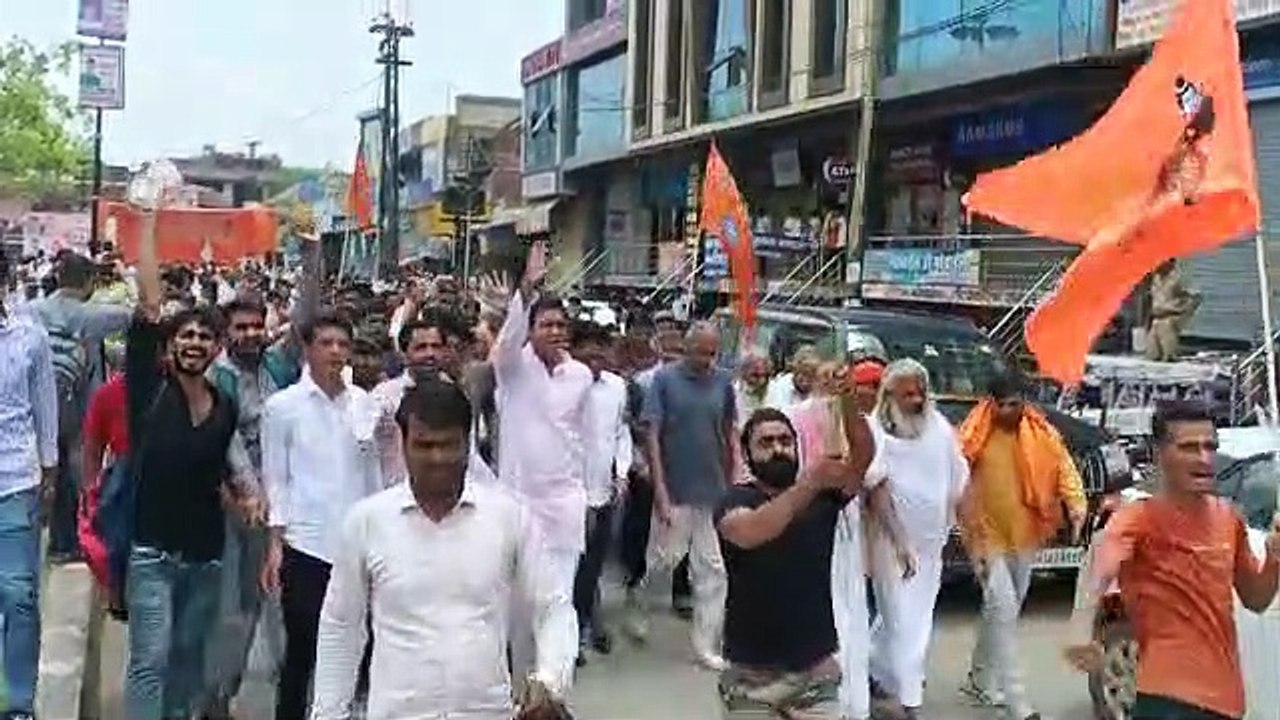उदयपुर हत्याकांड के विरोध में शाहपुरा रहा बंद, हिन्दू संगठनों ने निकाला आक्रोश मार्च, हनुमान चालीसा के पाठ किए, देखिए VIDEO