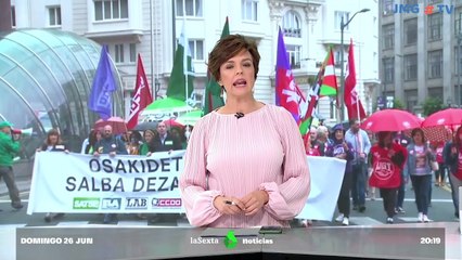 CRISTINA VILLANUEVA, VESTIDO ROSA CORTO