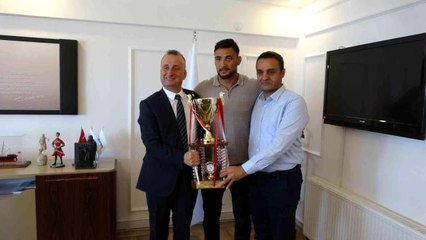 Başpehlivan Mustafa Taş: "Sinop'a bir altın kemer borcum olsun"