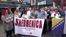 Srebrenitsa Katliamı'nda yaşamını yitirenler İzmir'de anıldı