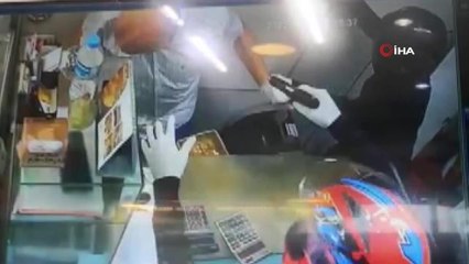 Kağıthane'de kuyumcu soygununun görüntüleri ortaya çıktı