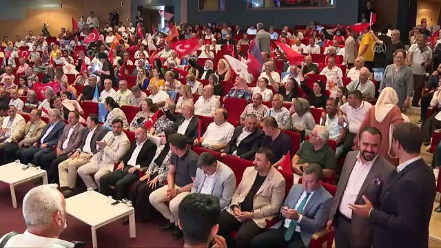 Binali Yıldırım, İzmir'deki bayramlaşma programına videokonferansla katıldı