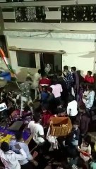 देखें वीडियो : रतलाम में देर रात कांग्रेस के आयोजन पर पथराव