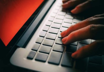 FBI, MI5 Heads Issue Joint Warning of Growing Threat From China