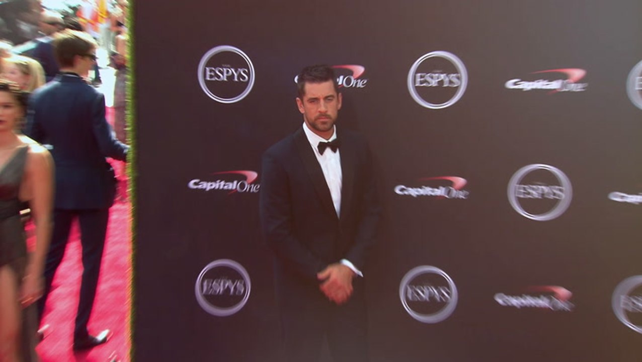 Aaron Rodgers Shows Off His 1st Tattoo And Teases The Meaning Behind The Ink