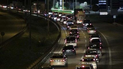 'Kilit kavşak' Kırıkkale'de bayram trafiği başladı (2)