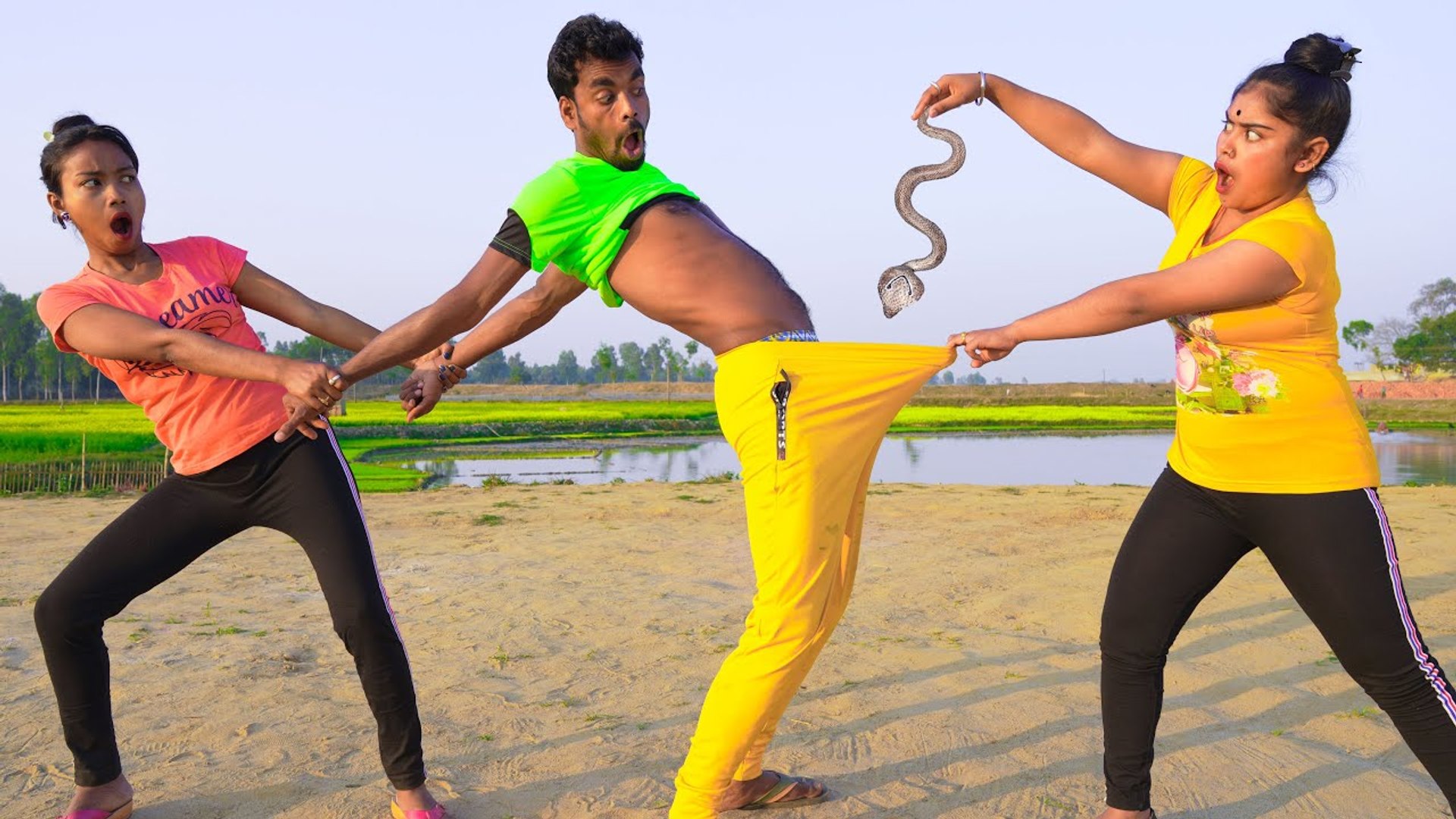 ⁣Funniest Comedy video 2021 amazing comedy video 2021   Top New Comedy Video 2020 By @HaHa Idea