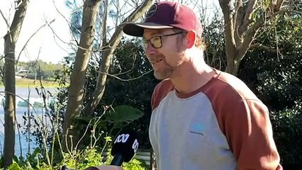 Floodwaters in the Hunter River peak just below 10.5m